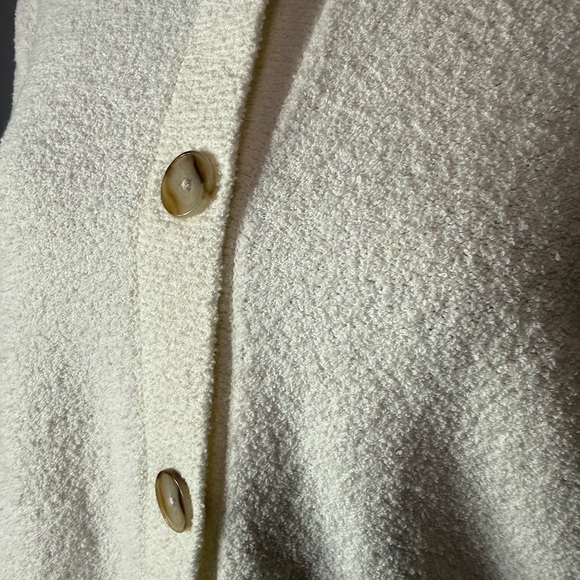 Banana Republic Cream Cardigan Sweater. PTP 23 - Picture 2 of 9